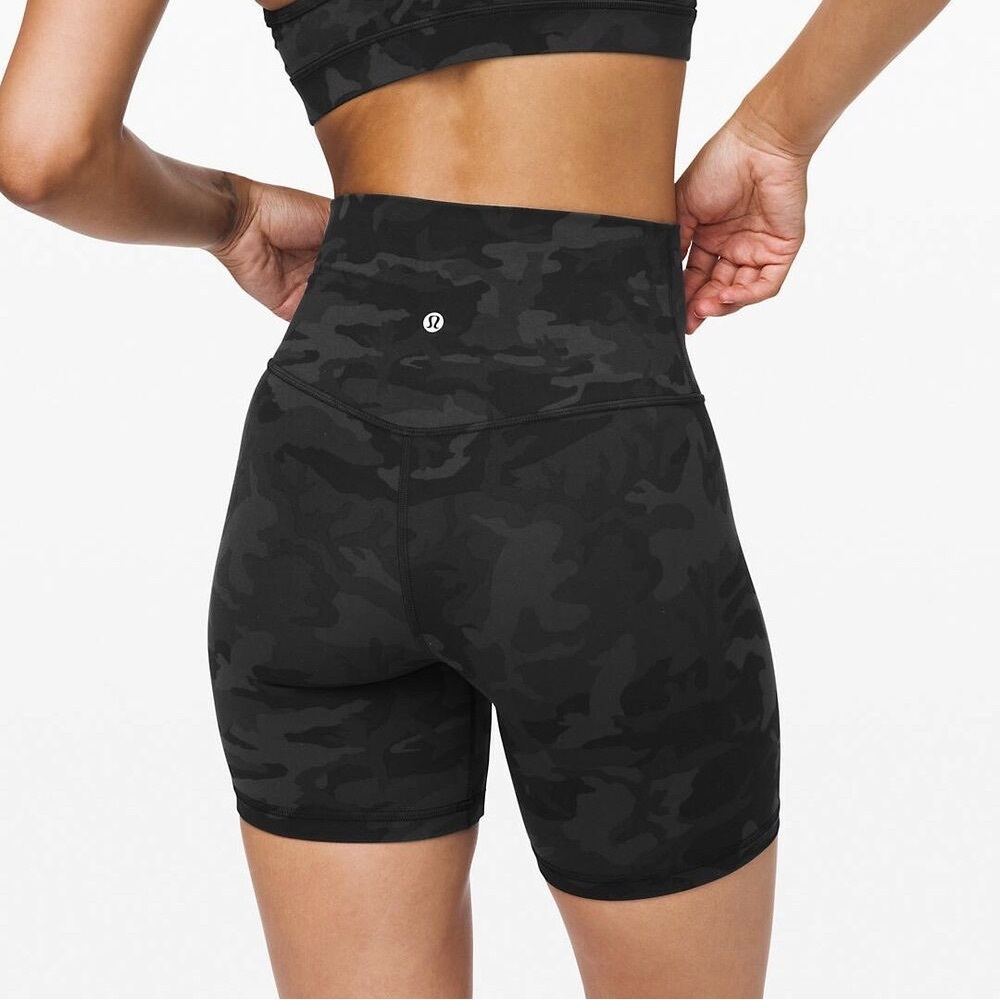 Lululemon HR Align biker shorts size 8 in camo